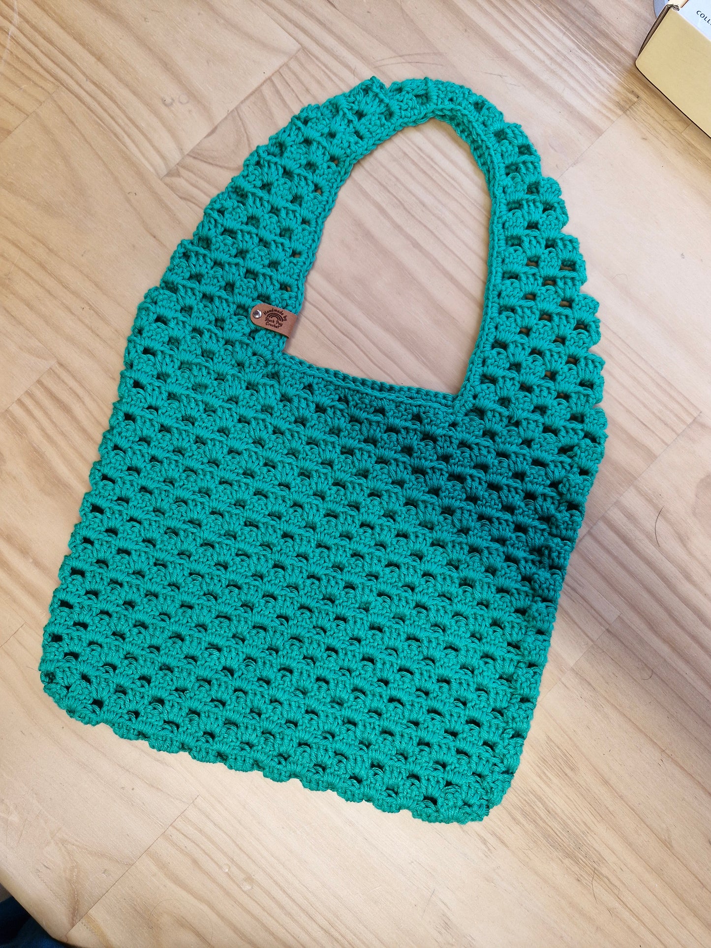 The Breeze Shoulder Bag
